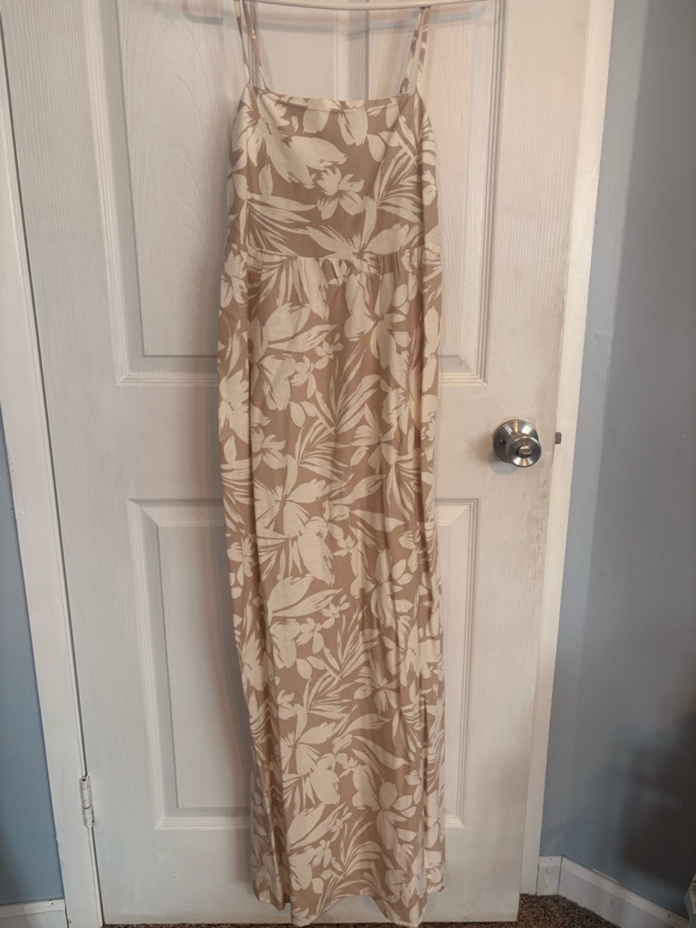 Monteau Beige and Cream Floral Maxi Dress
